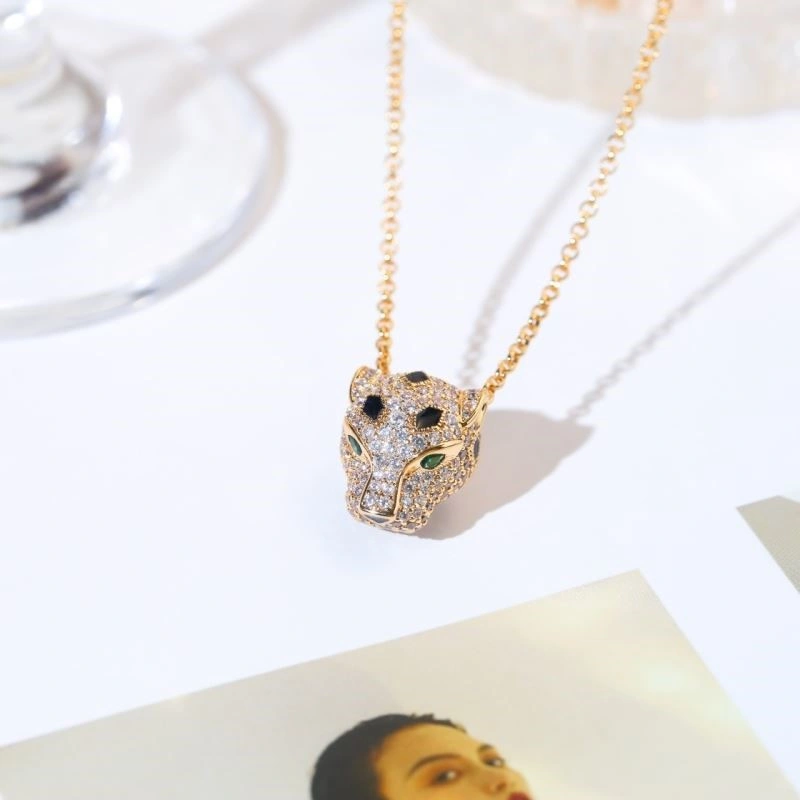 SmoothTexture Cartier Necklaces 217154