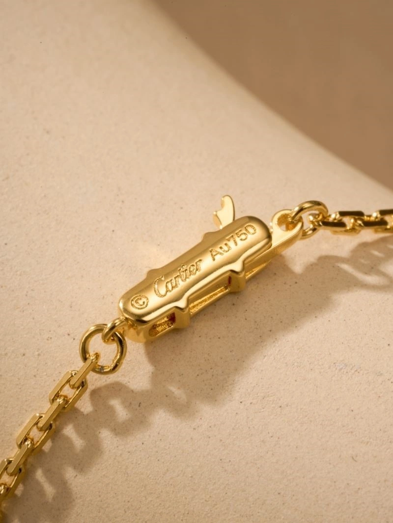 Tailored Cartier Necklaces 217095