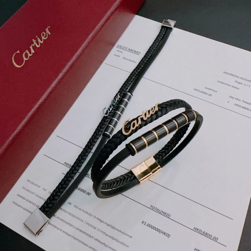 Youthful Cartier Necklaces 217080