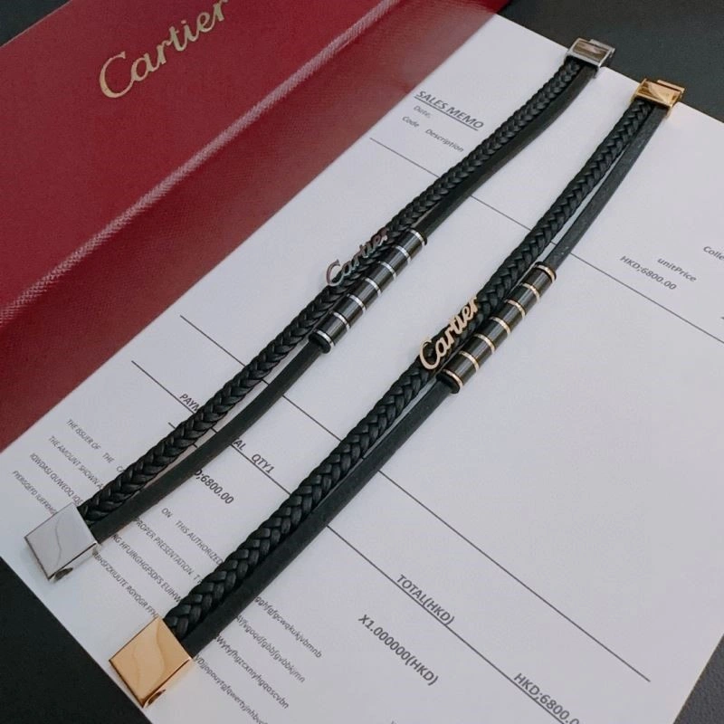 Youthful Cartier Necklaces 217080