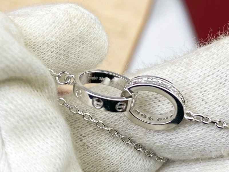 Youthful Cartier Necklaces 216983