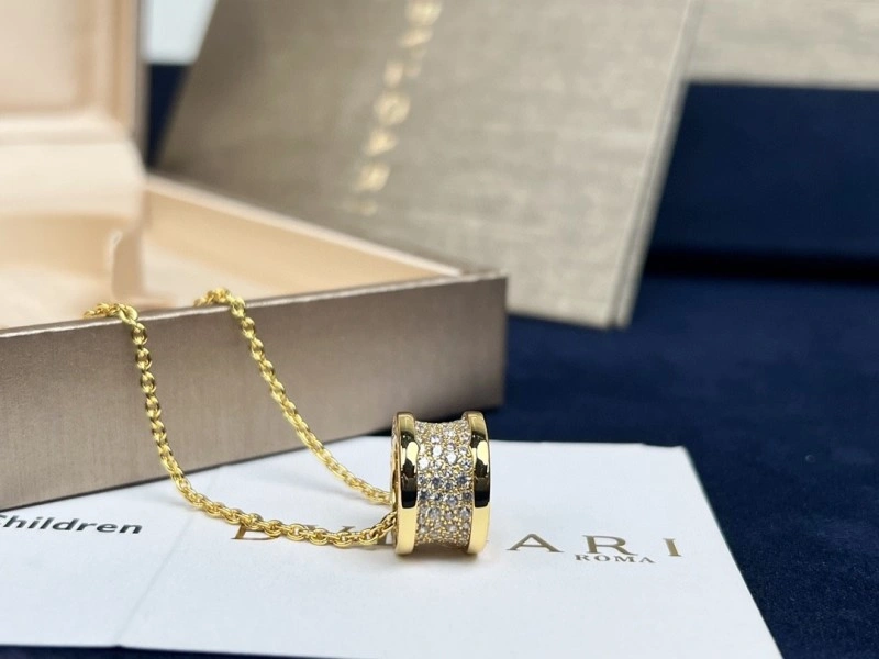 Cartier Necklaces Sophisticated 216974