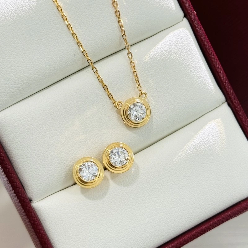 Cartier Necklaces Bold 216966