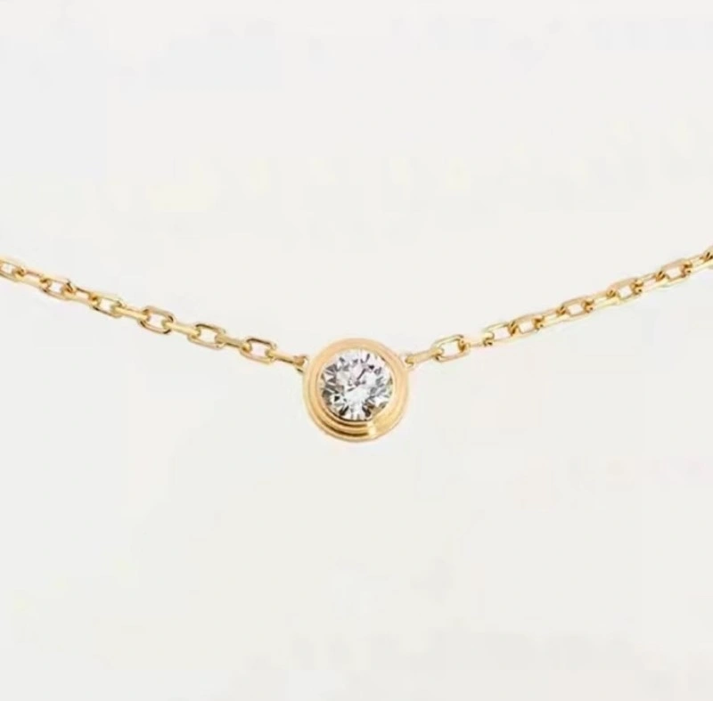 Cartier Necklaces Bold 216966
