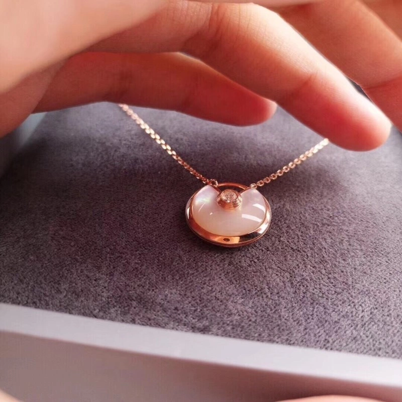 Cartier Necklaces Tailored 216969