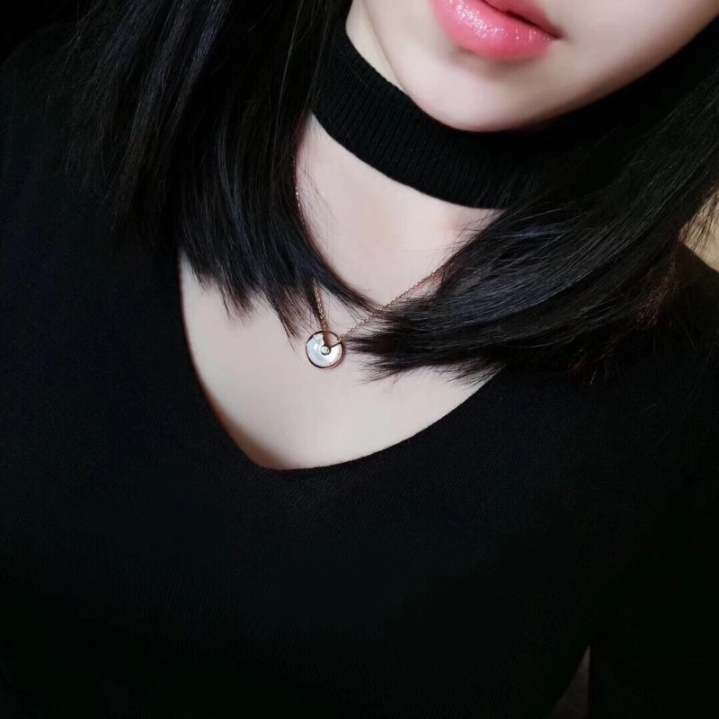 Cartier Necklaces Tailored 216969
