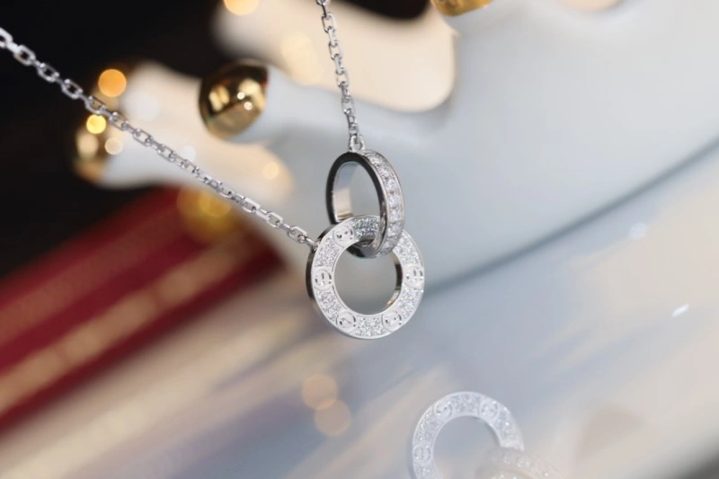 Cartier Necklaces Vibrant 216960