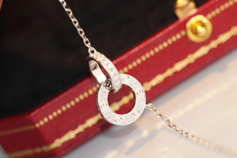 Cartier Necklaces Vibrant 216960