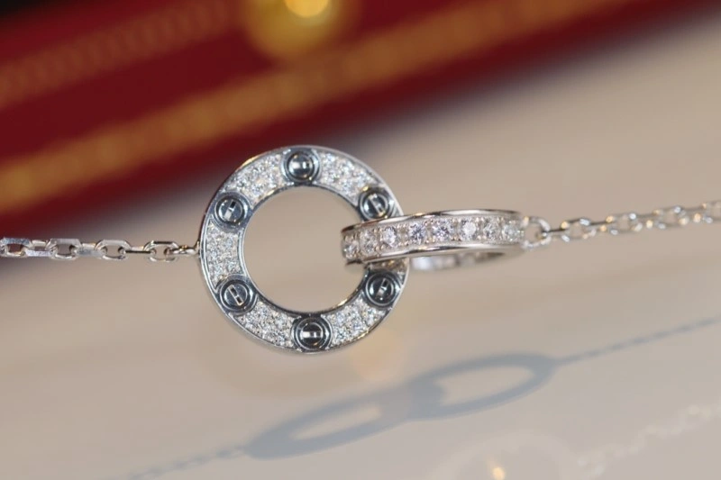 Cartier Necklaces Vibrant 216960