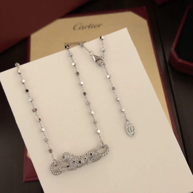 Cartier Necklaces Classic 216952