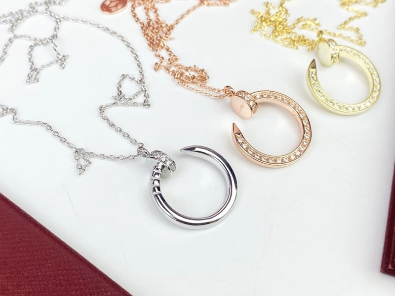 Sleek Cartier Necklaces 216977
