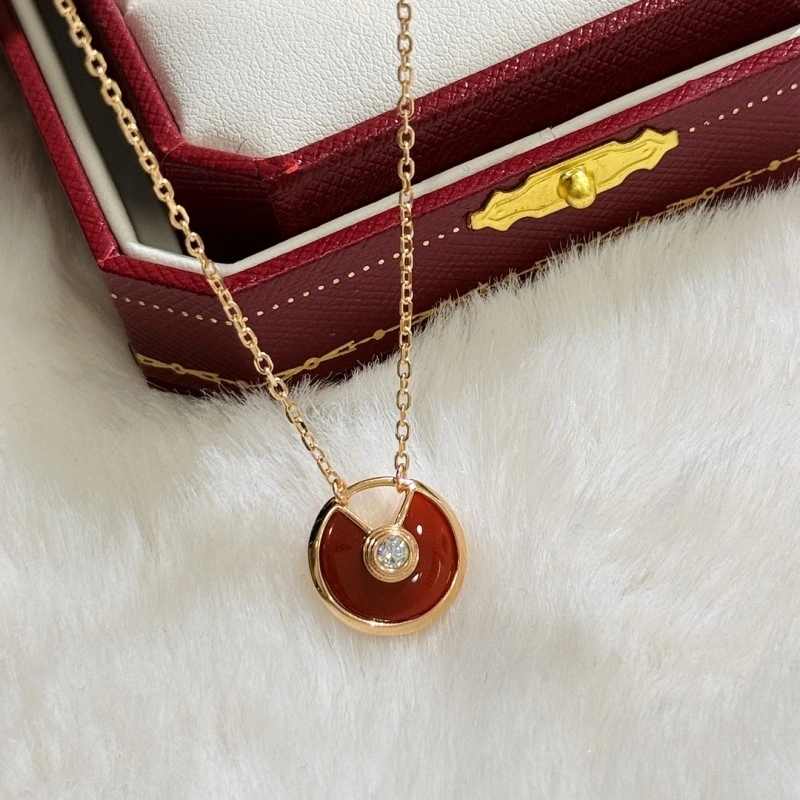 Cartier Necklaces Minimalist 216934
