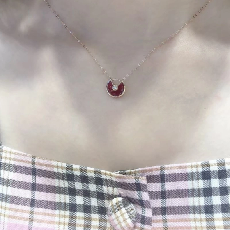 Cartier Necklaces Minimalist 216934