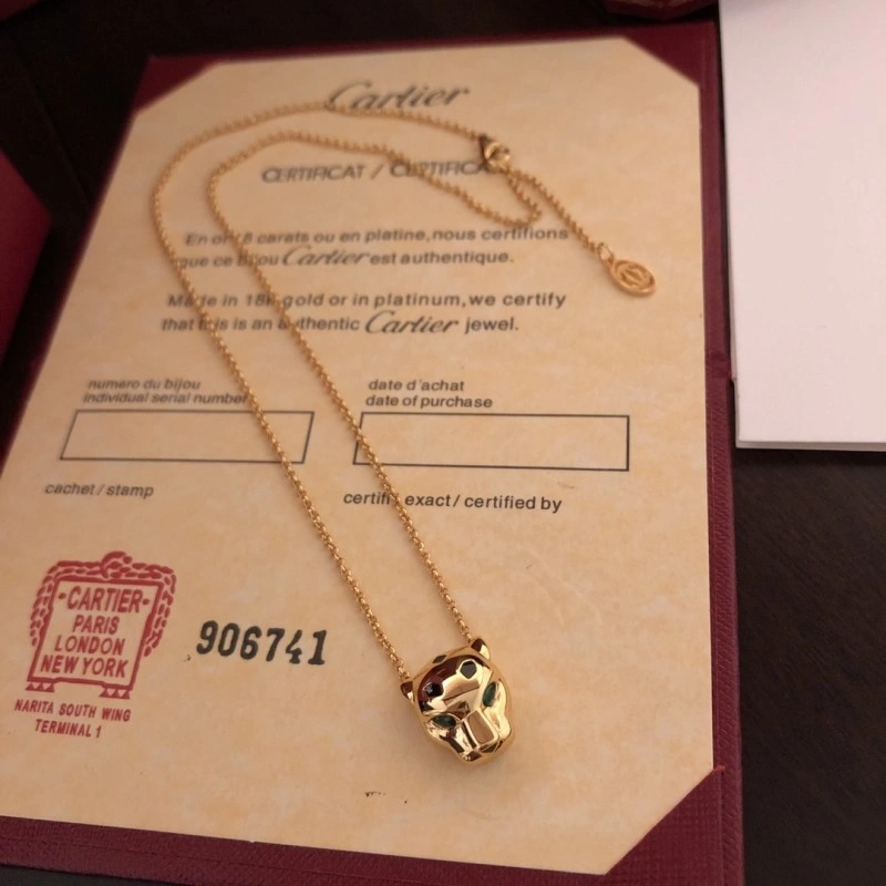 Cartier Necklaces Sleek 216933