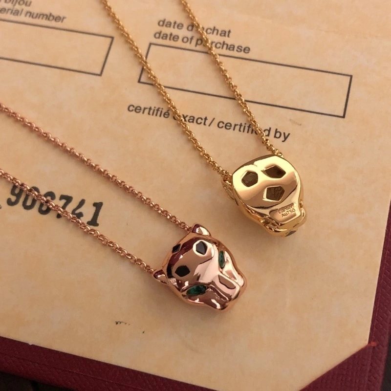 Cartier Necklaces Sleek 216933