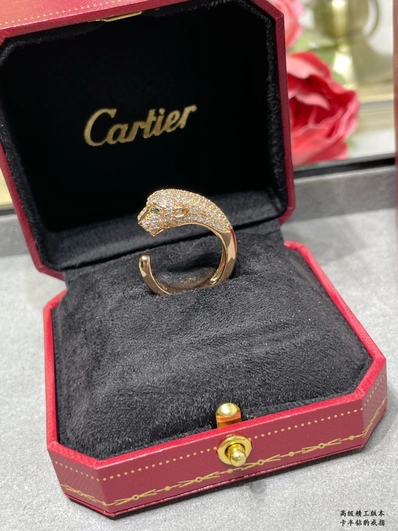 Sporty Cartier Rings 217387