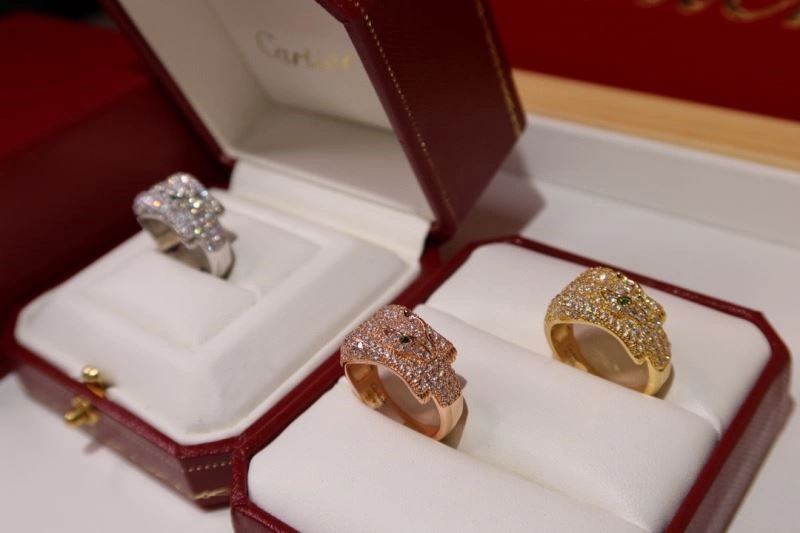 Vibrant Cartier Rings 217216