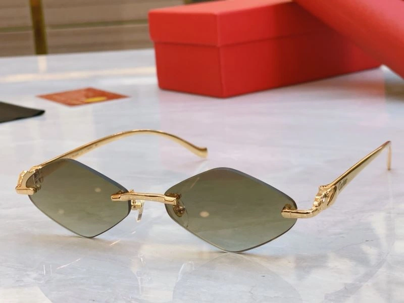 Cartier Sunglasses Durable 277482