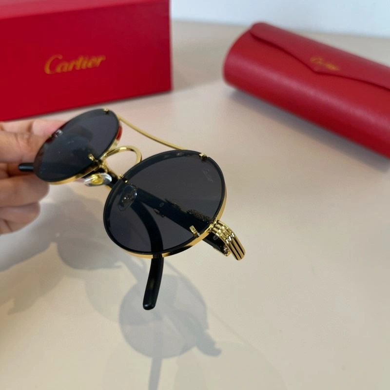 Cartier Sunglasses Fashionable 277452