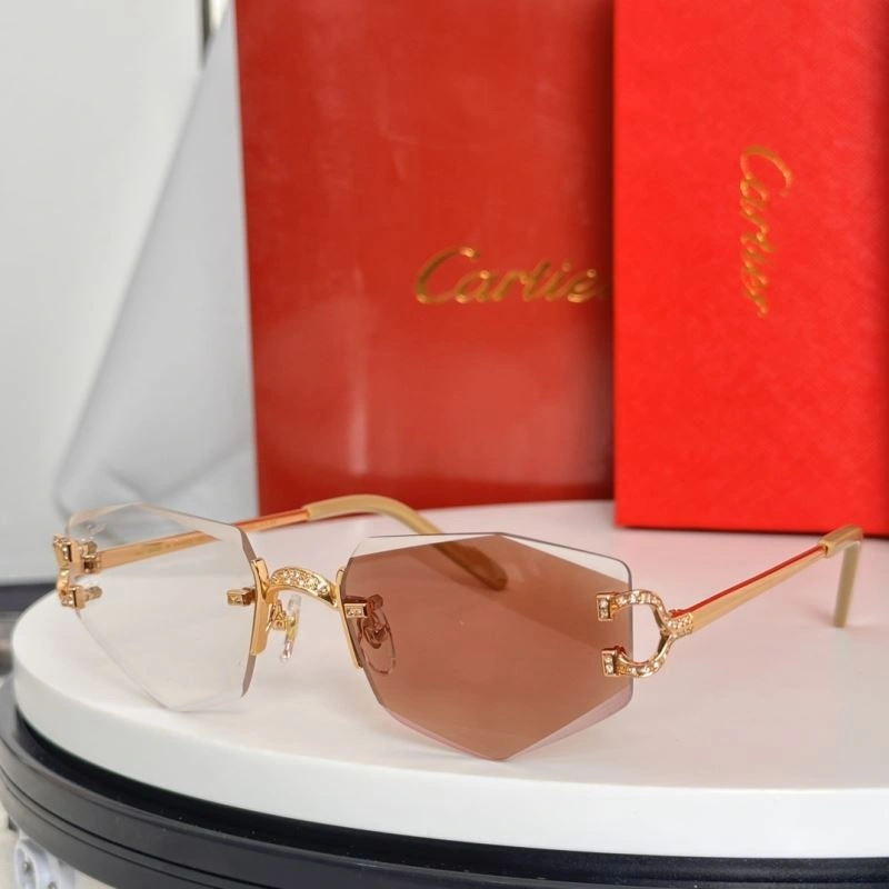 Cartier Sunglasses Fashionable 277354