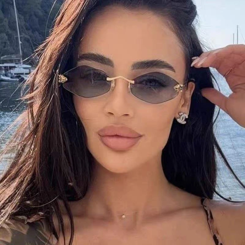 Sleek Cartier Sunglasses 277542