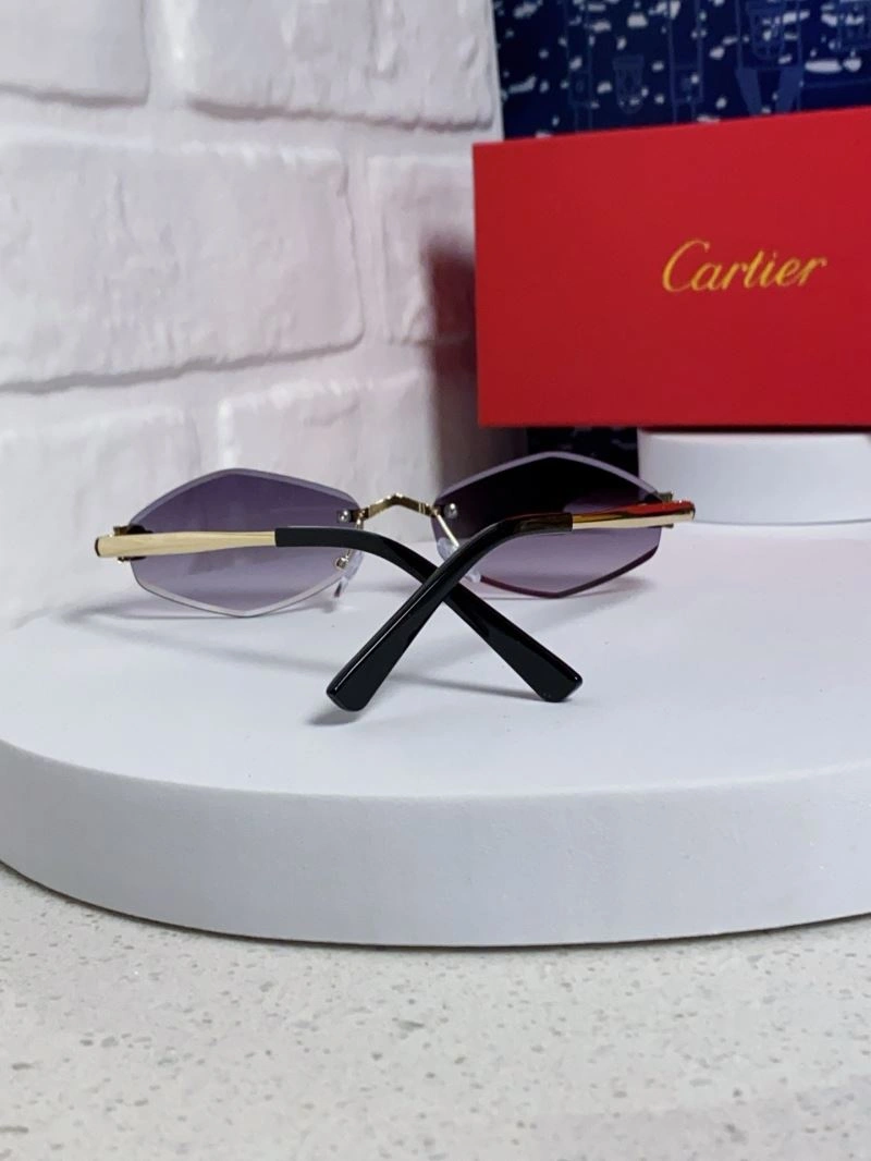Sleek Cartier Sunglasses 277542