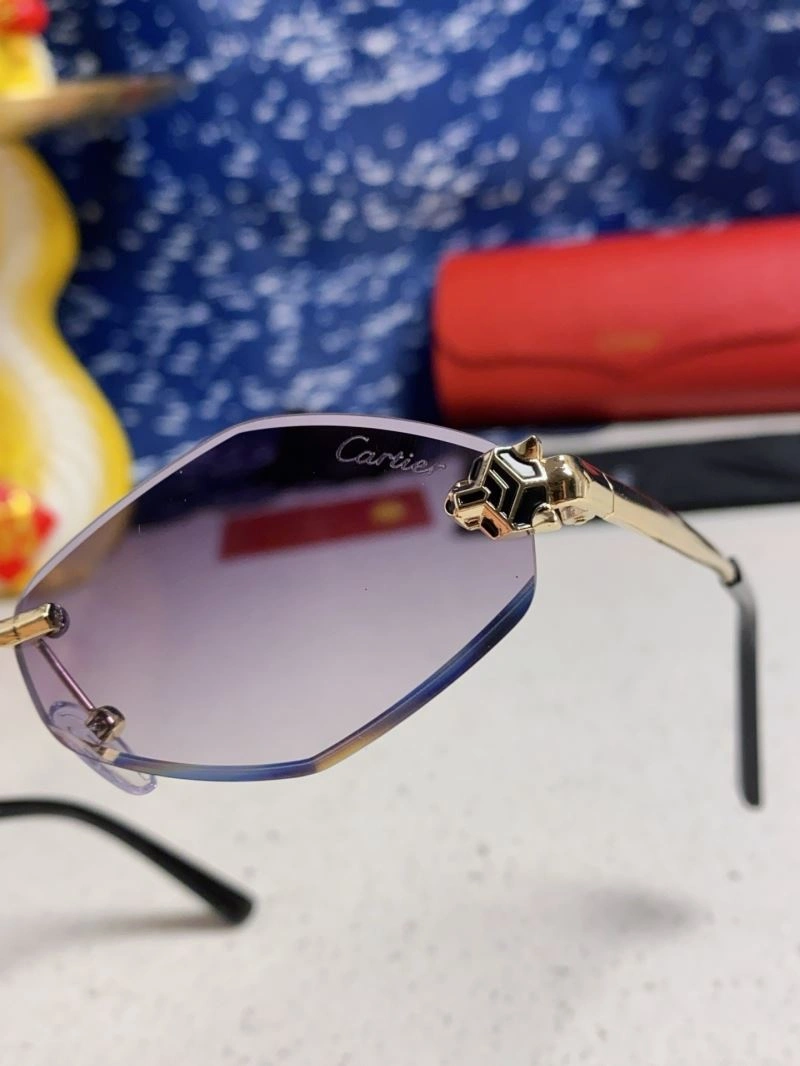 Sleek Cartier Sunglasses 277542