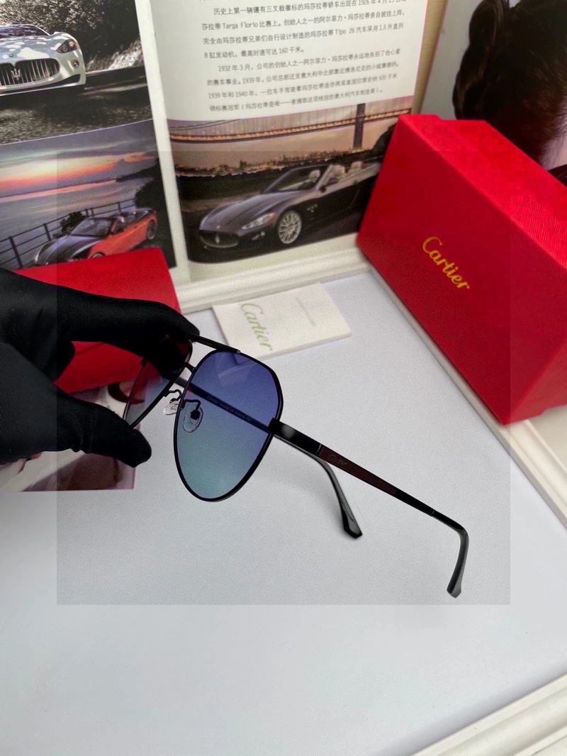Cartier Sunglasses Unisex 277664