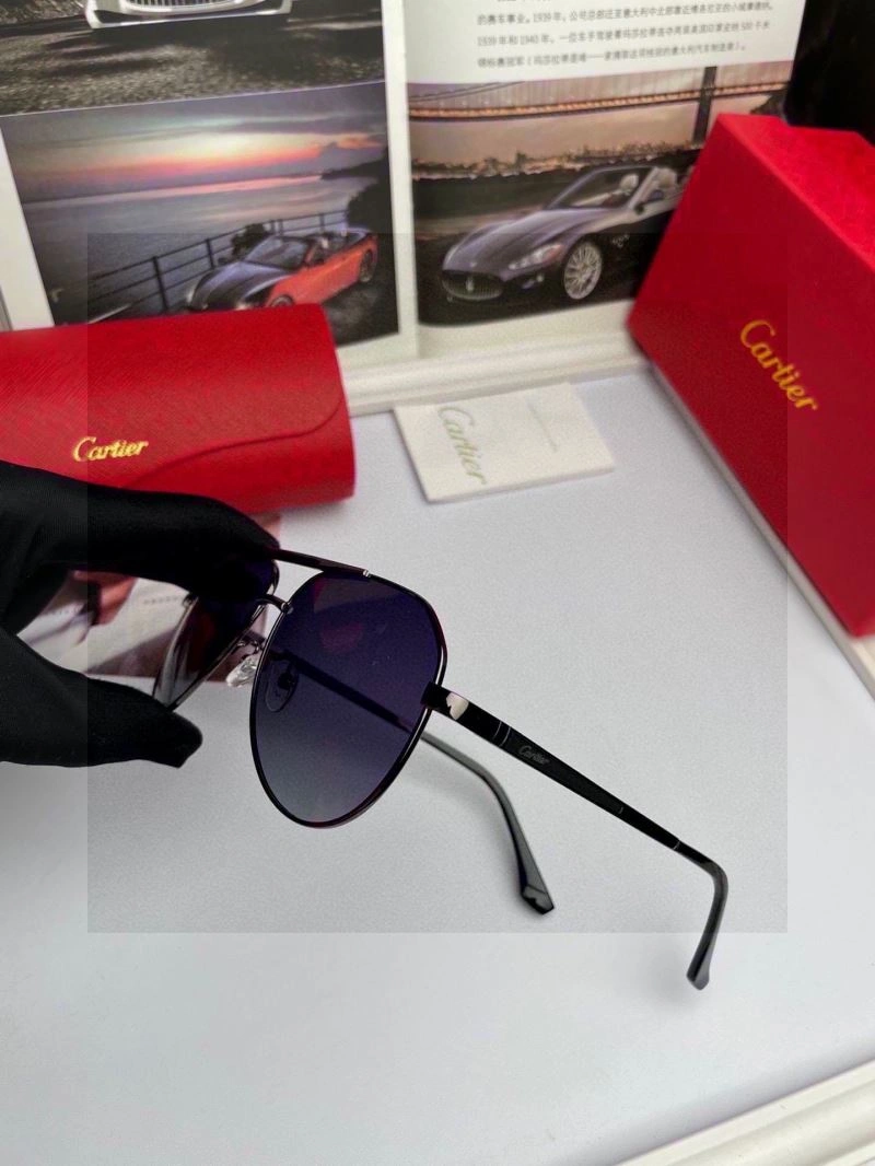 Cartier Sunglasses Unisex 277664