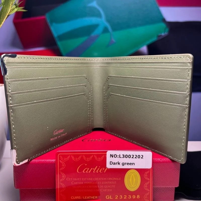 Sporty Cartier Wallets Purse 38619