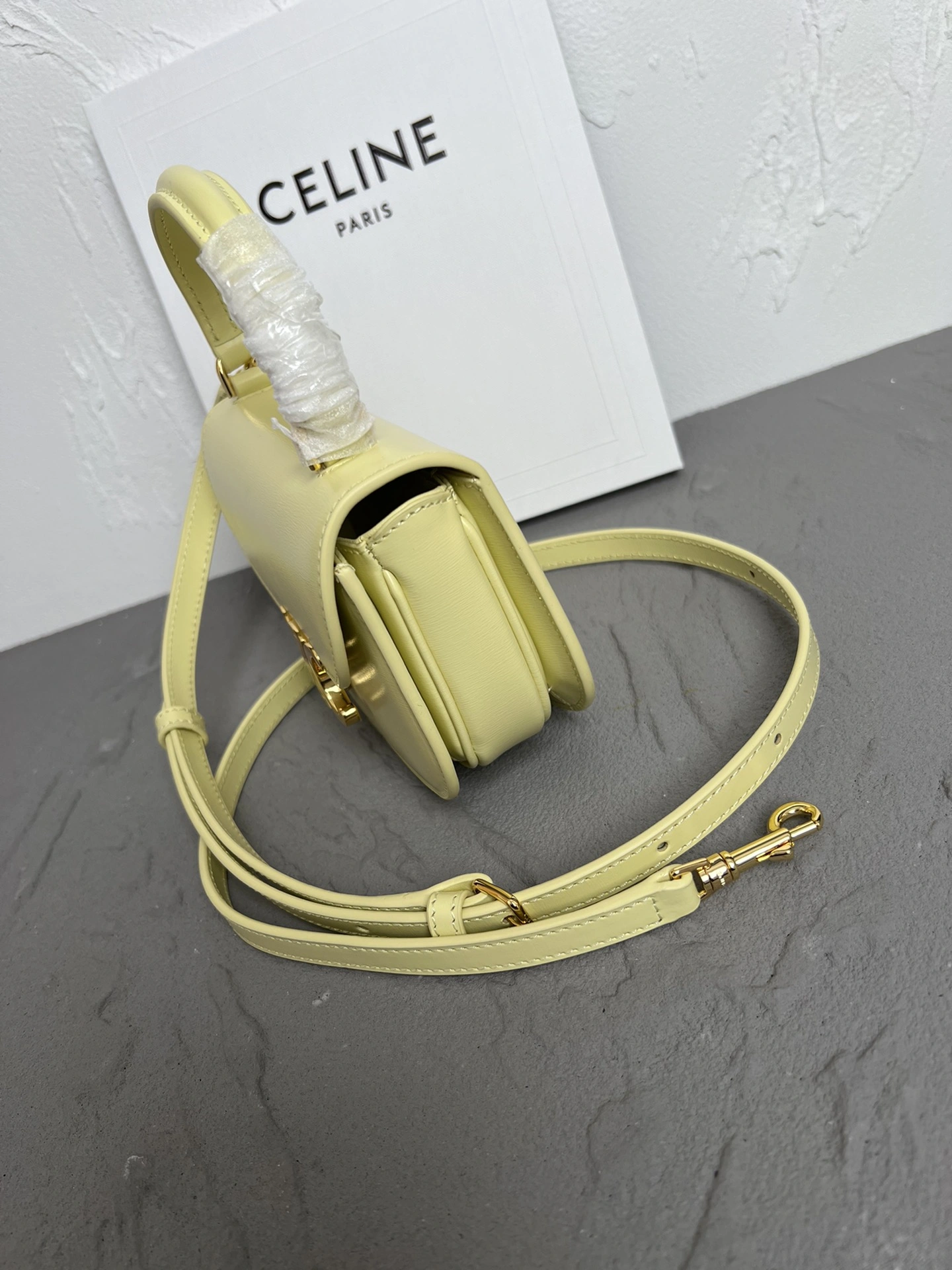 Celine Besace Bags Snug 78527