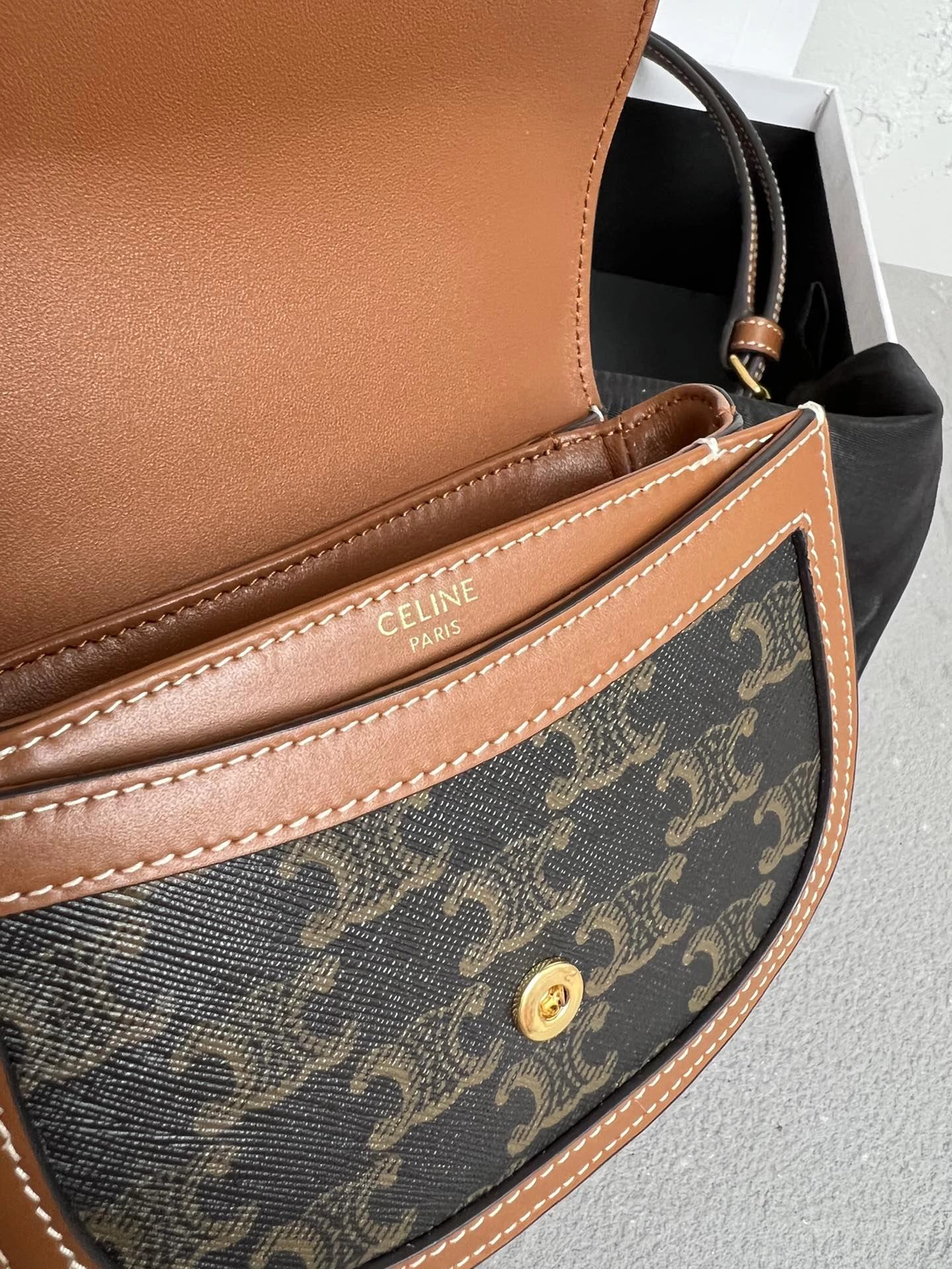 Celine Besace Bags FashionForward 78518