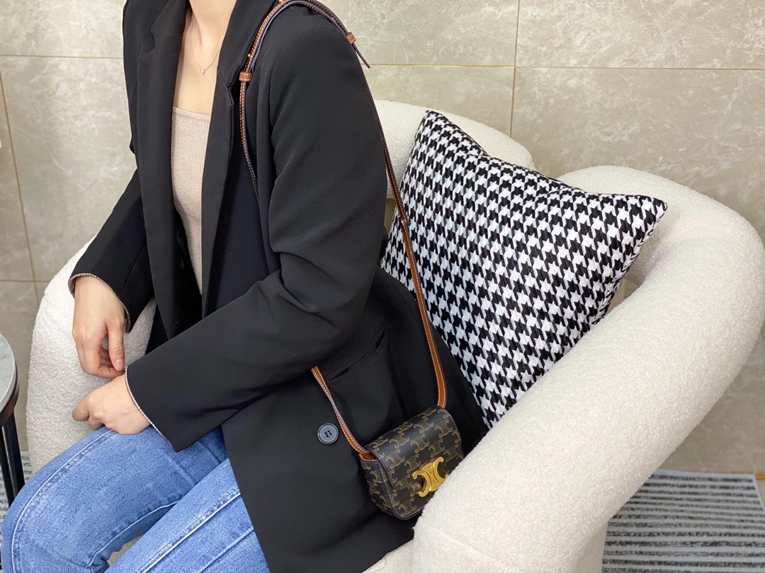 Celine Besace Bags Unique 94664