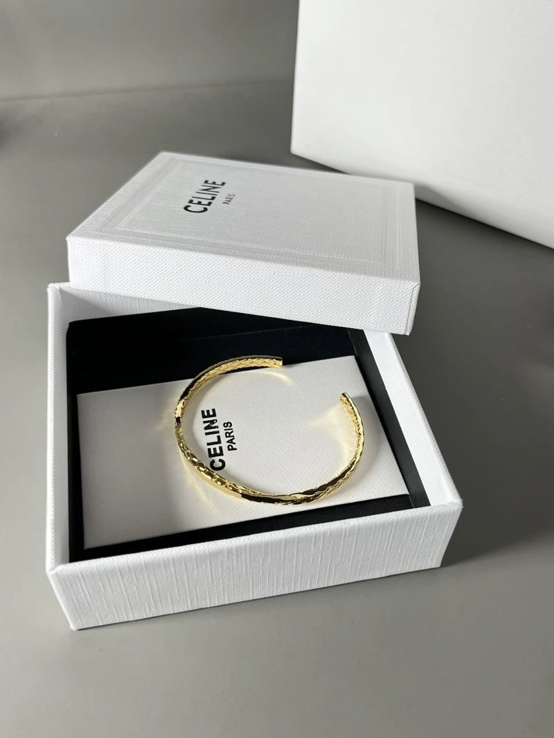 UrbanChic Celine Bracelets 218308
