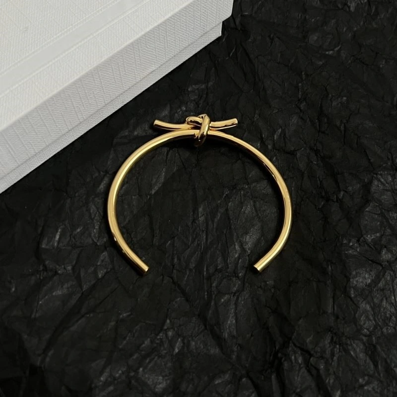 WrinkleFree Celine Bracelets 218192