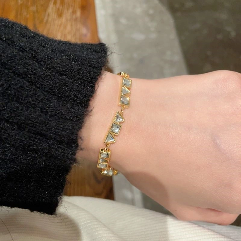 WrinkleFree Celine Bracelets 218099