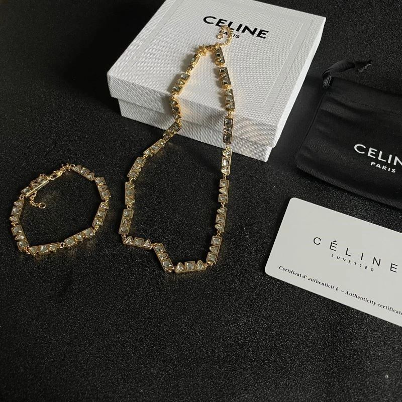 WrinkleFree Celine Bracelets 218099