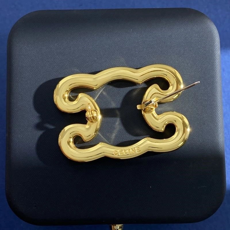 Minimalist Celine Brooches 218191
