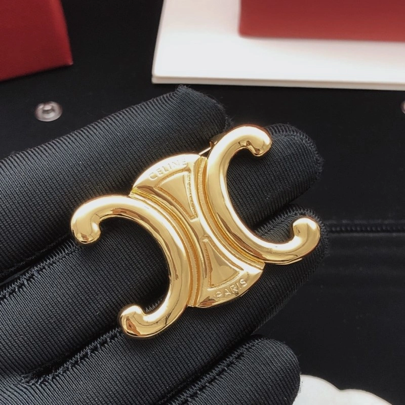 Celine Brooches SmoothTexture 218017