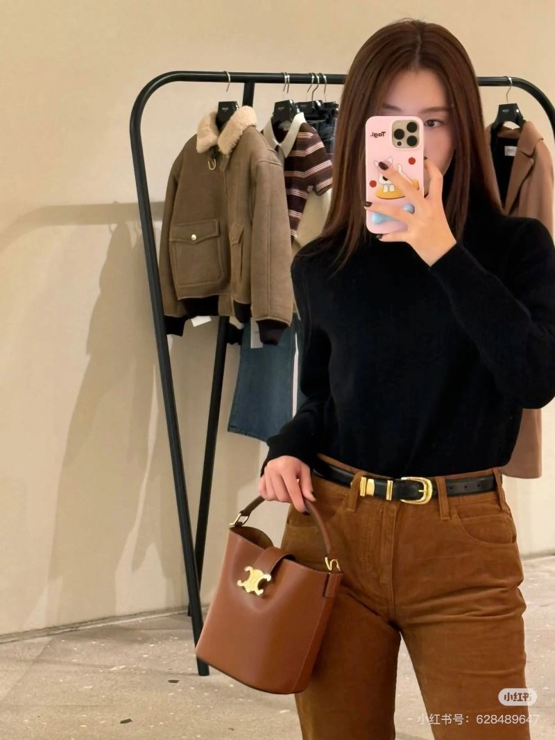 Neat Celine Bucket Bags 60609