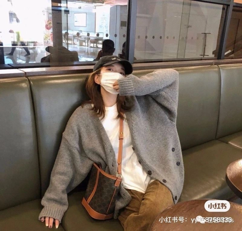 Celine Bucket Bags Affordable 60604