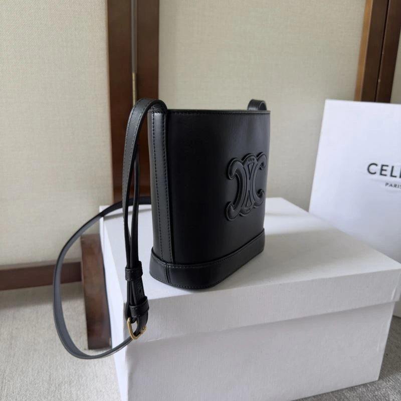 Trendsetting Celine Bucket Bags 60645