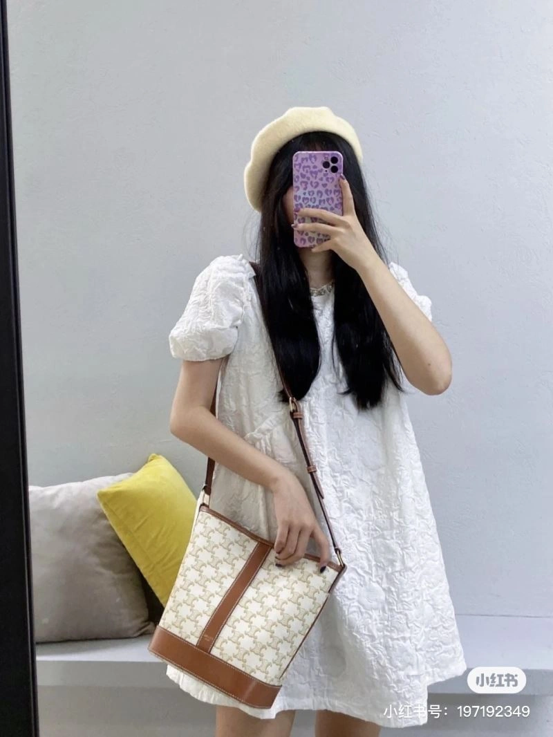 Contemporary Celine Bucket Bags 60589