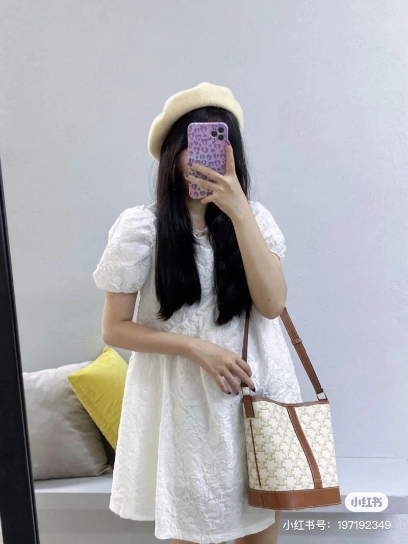 Contemporary Celine Bucket Bags 60589