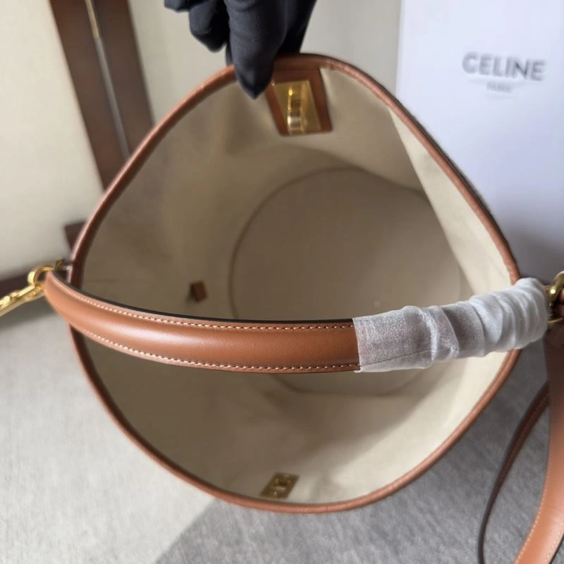 Effortless Celine Bucket Bags 60624