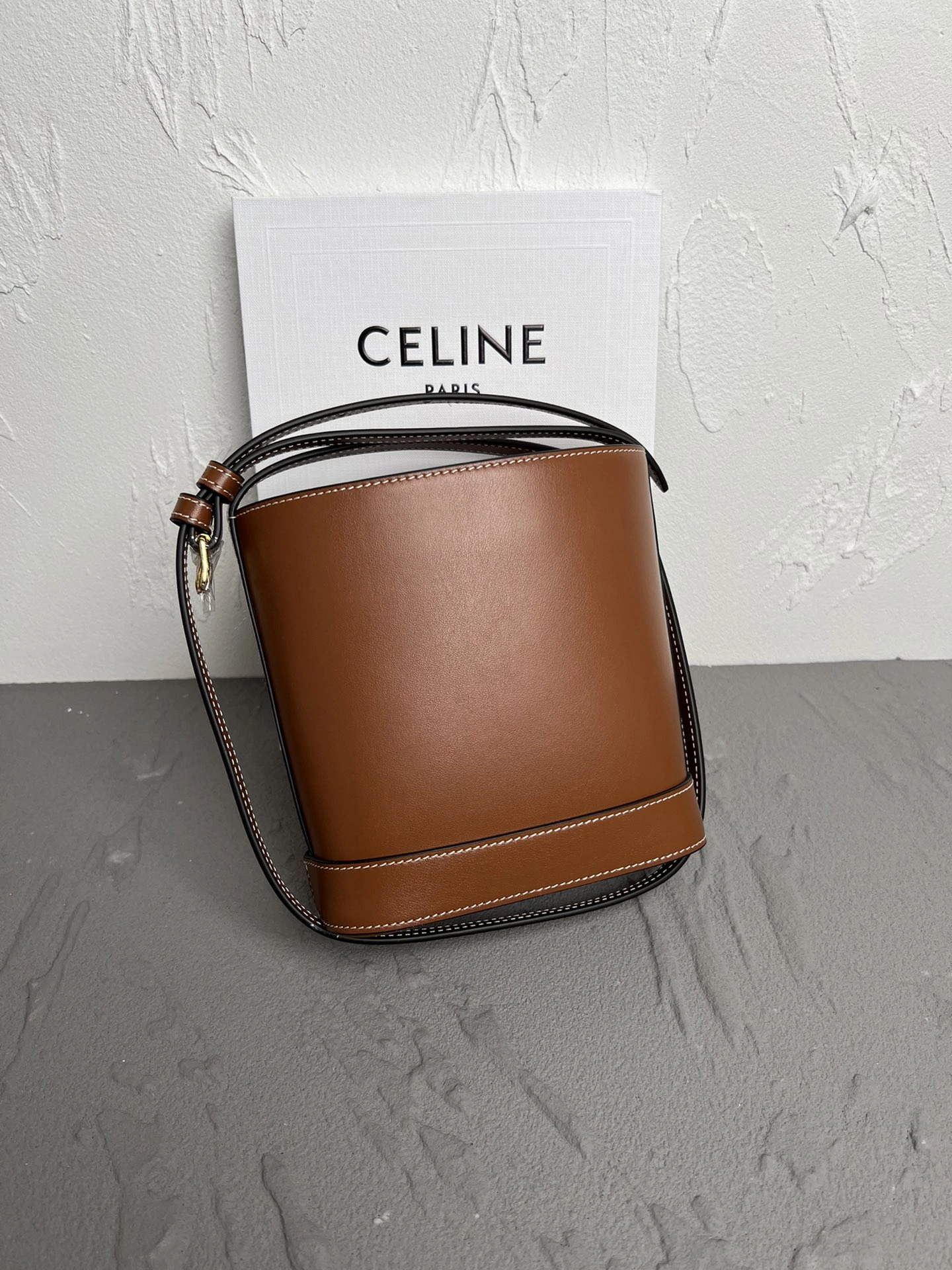 Tailored Celine Bucket Bags 78523