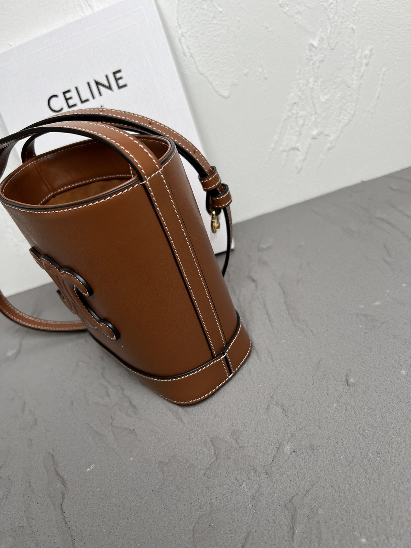Tailored Celine Bucket Bags 78523