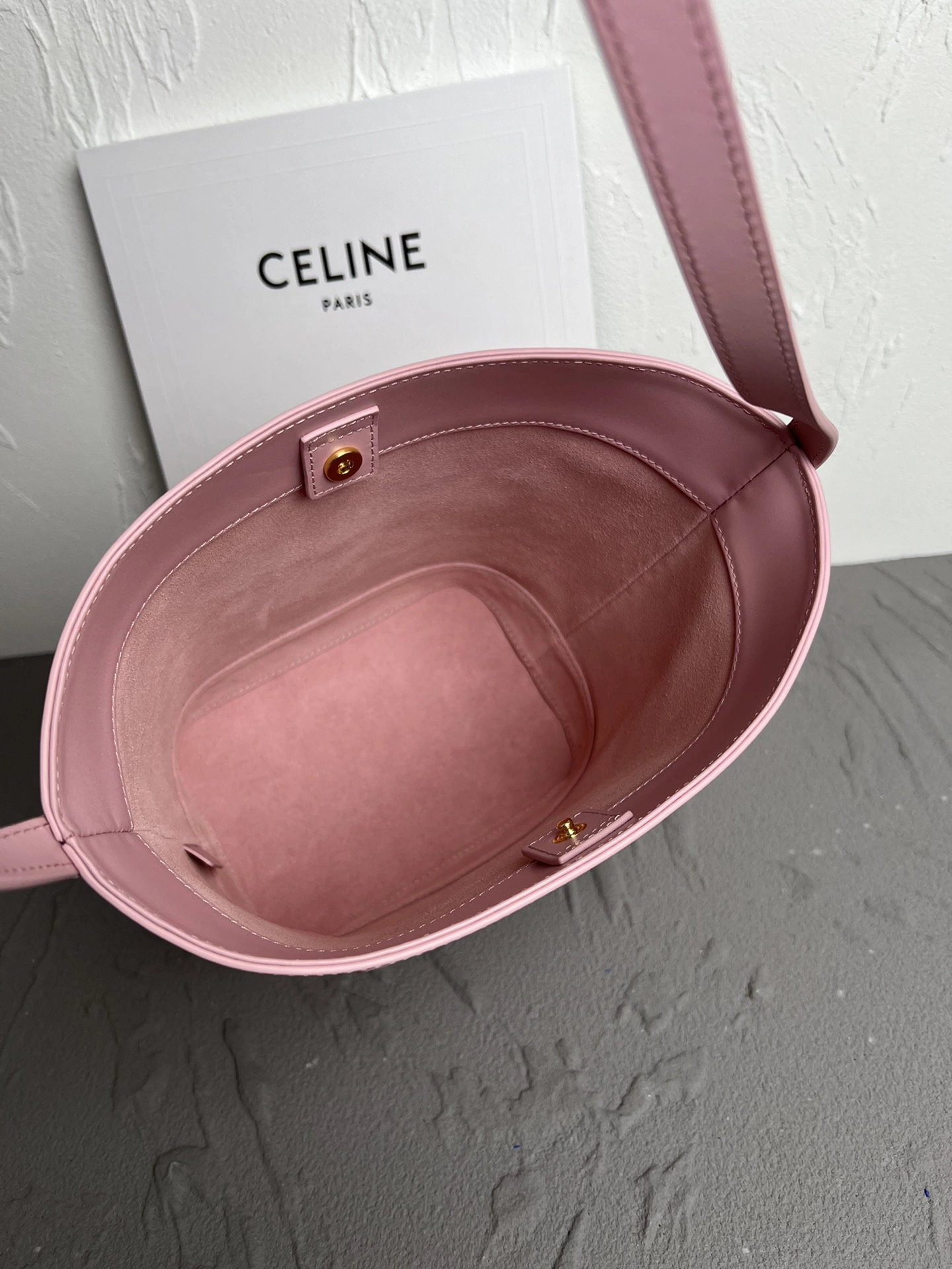 Reliable Celine Bucket Bags 78514