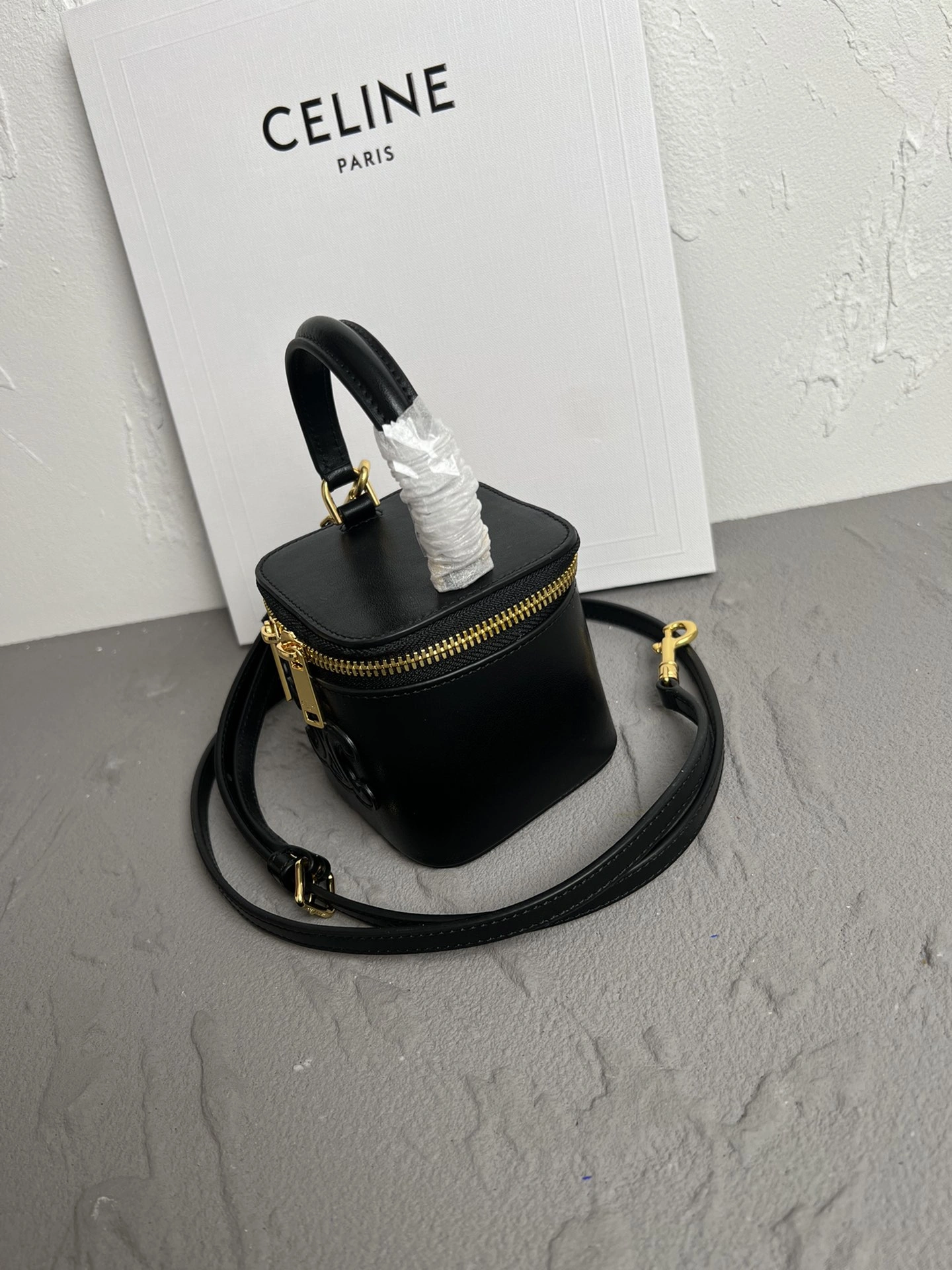 Sporty Celine Bucket Bags 78510