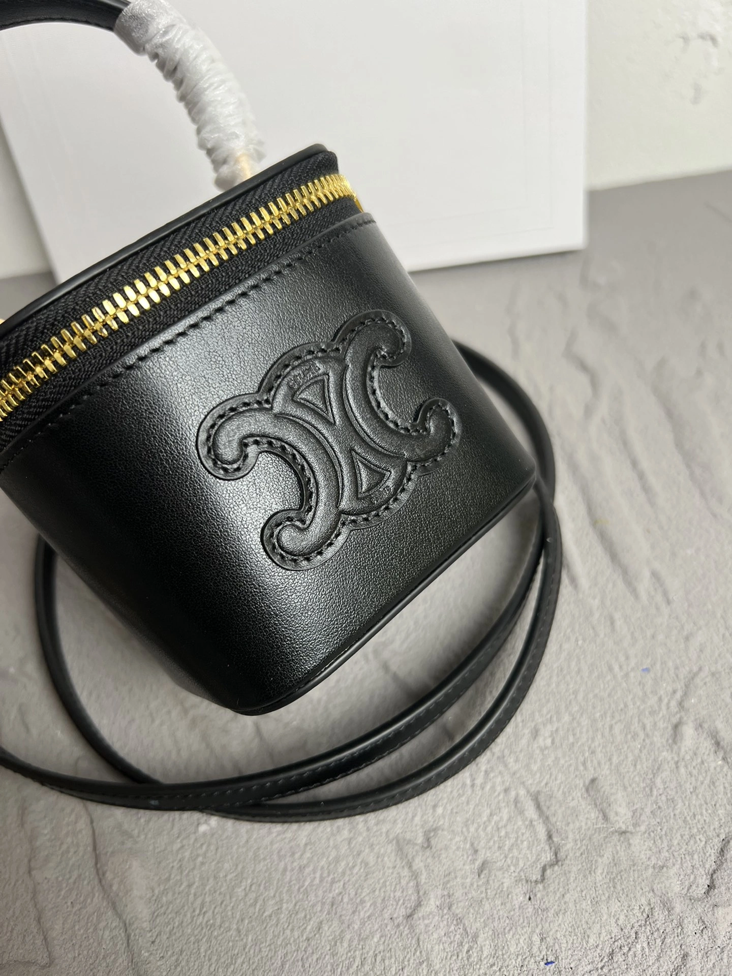 Sporty Celine Bucket Bags 78510
